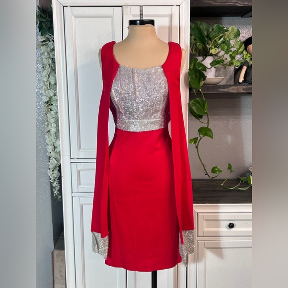 Small / Medium Vintage Red Fitted Mini Dress with Metallic Silver Detail - Picture 8 of 8